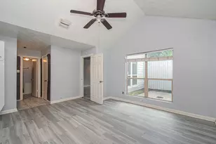 5710 Easthampton Dr, Houston, TX 77039 - Photo 23