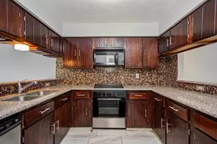 5710 Easthampton Dr, Houston, TX 77039 - Photo 15