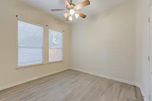 13751 Crested Iris Dr, Cypress, TX 77429 - Photo 17