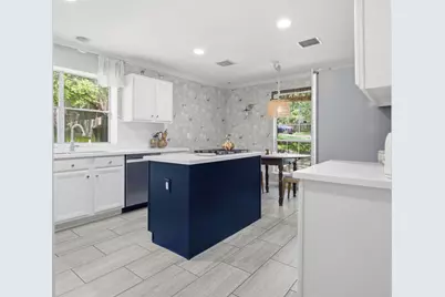 6 Wind Poppy Court, The Woodlands, TX 77381 - Photo 7