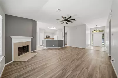 1607 Sandy Park Drive, Houston, TX 77339 - Photo 3