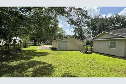 411 Church Street, El Campo, TX 77437 - Photo 7