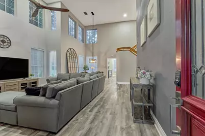 18 Heather Wisp Court, The Woodlands, TX 77381 - Photo 7