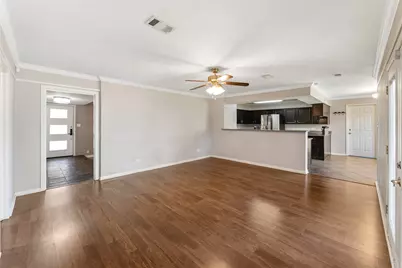 10134 Hanka Drive, Houston, TX 77043 - Photo 17