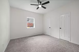 18 Windsor Dr, Conroe, TX 77304 - Photo 25