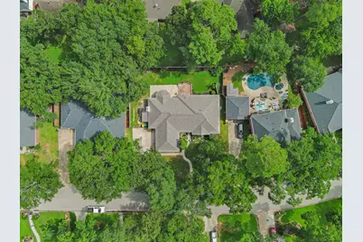 18 Windsor Drive, Conroe, TX 77304 - Photo 33