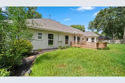 18 Windsor Drive, Conroe, TX 77304 - Photo 27
