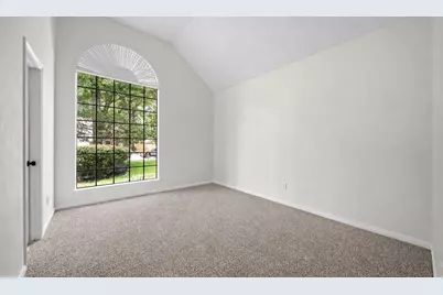 18 Windsor Drive, Conroe, TX 77304 - Photo 23