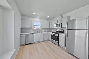 5203 Panay Park Dr, Houston, TX 77048 - Photo 7