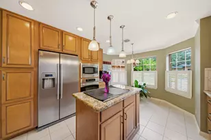 3011 Sea Pines Pl, League City, TX 77573 - Photo 11