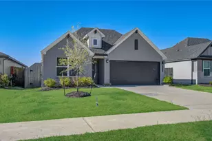 4930 Natchez Trce, Fresno, TX 77545 - Photo 3