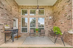 401 Bentwood Way, Clute, TX 77531 - Photo 25
