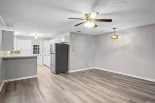 3210 Valley Brook Dr, La Porte, TX 77571 - Photo 5