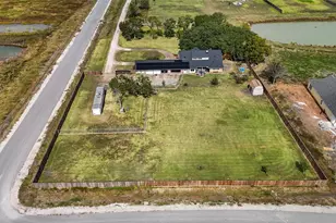 4410 County Rd 63, Rosharon, TX 77583 - Photo 31