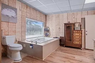 2208 Elton St, Baytown, TX 77520 - Photo 25