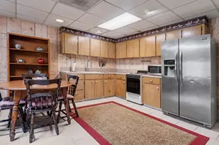 2208 Elton St, Baytown, TX 77520 - Photo 31