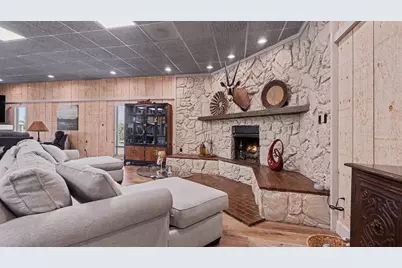 2208 Elton Street, Baytown, TX 77520 - Photo 11