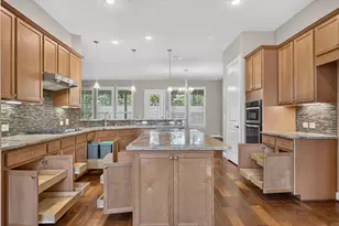 230 Kimblewick Wy, The Woodlands, TX 77382 - Photo 15