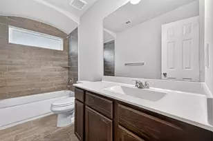 11643 Colossal Oak Dr, Houston, TX 77066 - Photo 29