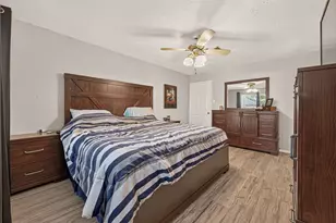 21719 Meadowhill Dr, Spring, TX 77388 - Photo 35