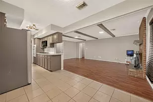 21719 Meadowhill Dr, Spring, TX 77388 - Photo 15