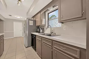 21719 Meadowhill Dr, Spring, TX 77388 - Photo 17