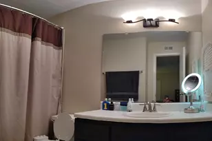 3085 Walnut Bend Ln, Houston, TX 77042 - Photo 7