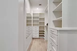 15906 Redwood Pl Dr, Houston, TX 77079 - Photo 41