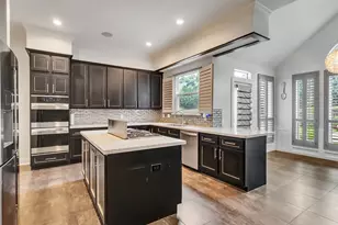 15906 Redwood Pl Dr, Houston, TX 77079 - Photo 17