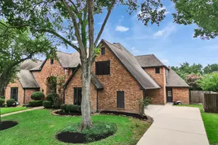 15906 Redwood Pl Dr, Houston, TX 77079 - Photo 3