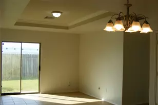 1723 Howth Ave, Houston, TX 77051 - Photo 7