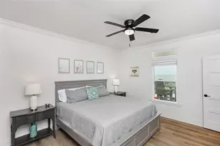 1326 Sunrise, Crystal Beach, TX 77650 - Photo 19