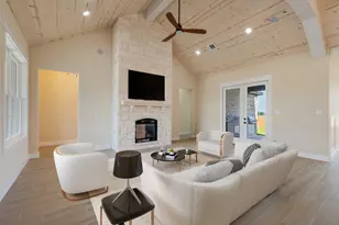 4225 Skylar Dr, College Station, TX 77845 - Photo 5