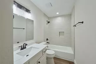 6527 Zapata Dr, Houston, TX 77083 - Photo 17