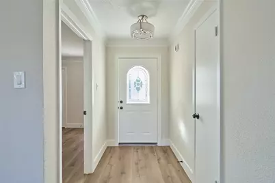 6527 Zapata Drive, Houston, TX 77083 - Photo 3