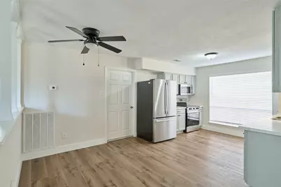 6527 Zapata Drive, Houston, TX 77083 - Photo 11