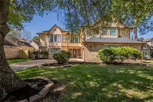 6402 Modesto Dr, Houston, TX 77083 - Photo 9