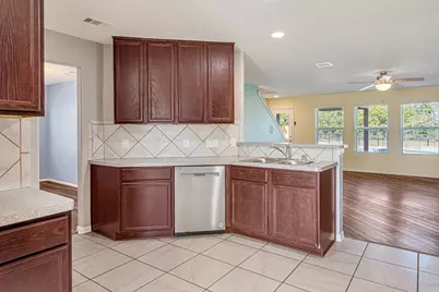 16707 Lark Bunting Lane, Conroe, TX 77385 - Photo 9