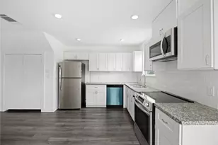 9243 Seeker St, Houston, TX 77028 - Photo 5