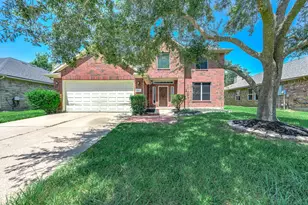 2032 Creek Shore Ln, Pearland, TX 77581 - Photo 1
