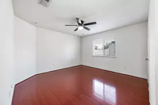2032 Creek Shore Ln, Pearland, TX 77581 - Photo 23