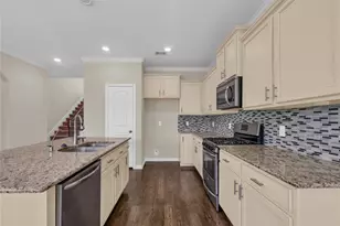 22603 Miramar Bend Dr, Tomball, TX 77375 - Photo 9