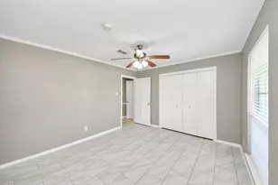 8119 Concho St, Houston, TX 77036 - Photo 19