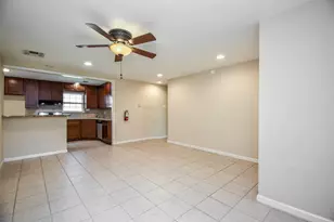 6430 Saxet St, Houston, TX 77055 - Photo 5