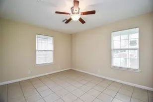 6430 Saxet St, Houston, TX 77055 - Photo 17