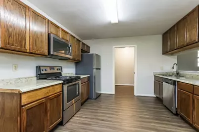 608 Hilliard, Conroe, TX 77301 - Photo 9