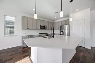 2111 Katalonia Ln, Fresno, TX 77545 - Photo 7