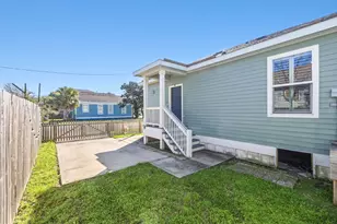 1502 Avenue M, Galveston, TX 77550 - Photo 21