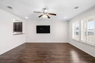 1502 Avenue M, Galveston, TX 77550 - Photo 5