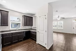 1502 Avenue M, Galveston, TX 77550 - Photo 11